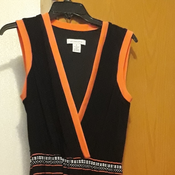 Dress - Picture 3 of 5